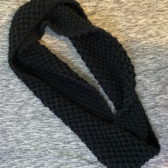 Scarf - Picture 2 of 2